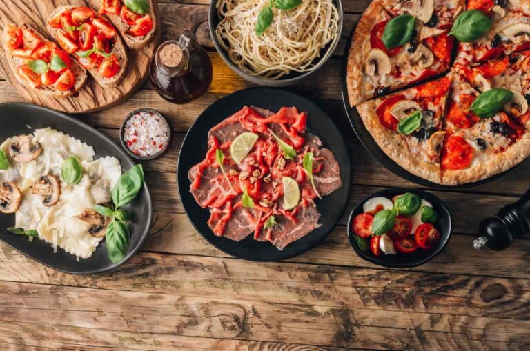 Casa Roni pasta and Mediterranean dishes